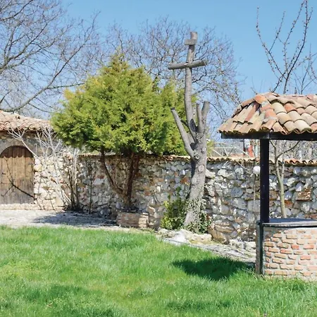 Nine-bedroom Holiday In Galata *