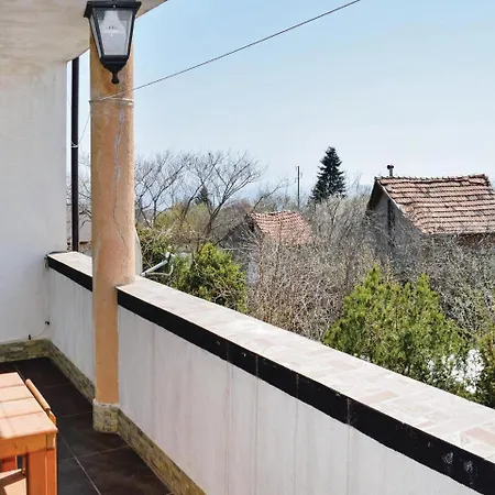 Nine-bedroom Holiday In Galata * Varna