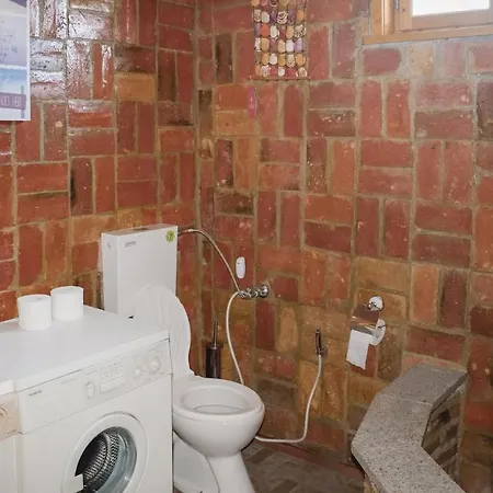 Holiday home Nine-bedroom Holiday In Galata *