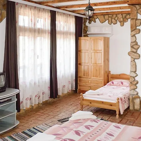 Nine-bedroom Holiday In Galata Holiday home Varna